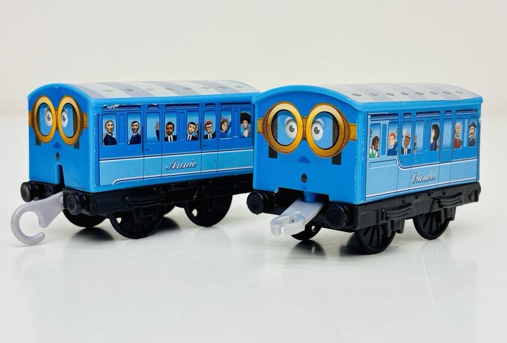 Flying Winged Blue Annie & Clarabel Trackmaster Thomas & Friends 2013